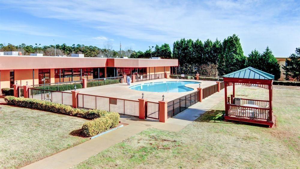 Red Roof Inn Forsyth Exterior photo